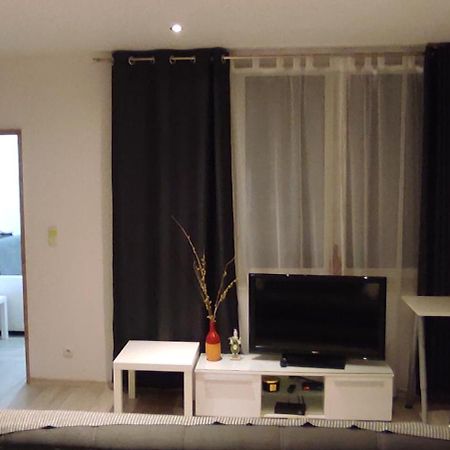 City Center Apartment 45M, 1 Bedroom And 1 Living Room With Kitchen Plus Bathroom, A Perfect Family Friendly Place Or For Home Office And A Longer Stay, A Proper Office Desk With Business Chair Provided, 100M From Market Square And Vistula River Grudziądz Eksteriør billede